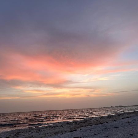 Always Summer On A White Sandy Beach Apart otel Fort Myers Beach Dış mekan fotoğraf